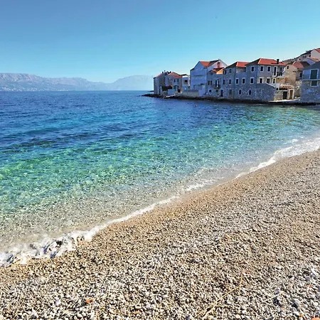 2 Bedroom Lovely In Brac بيت للعطل