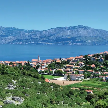 2 Bedroom Lovely In Brac بوستيرا